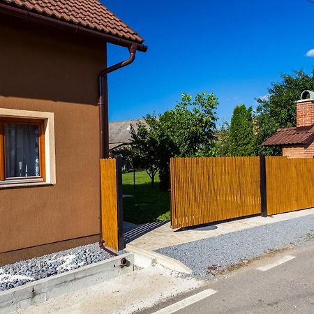 Eross Kulcsoshaz Villa Lazarea Luaran gambar