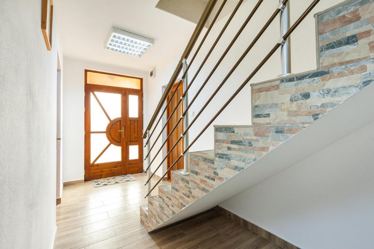 Eross Kulcsoshaz Villa Lazarea Luaran gambar