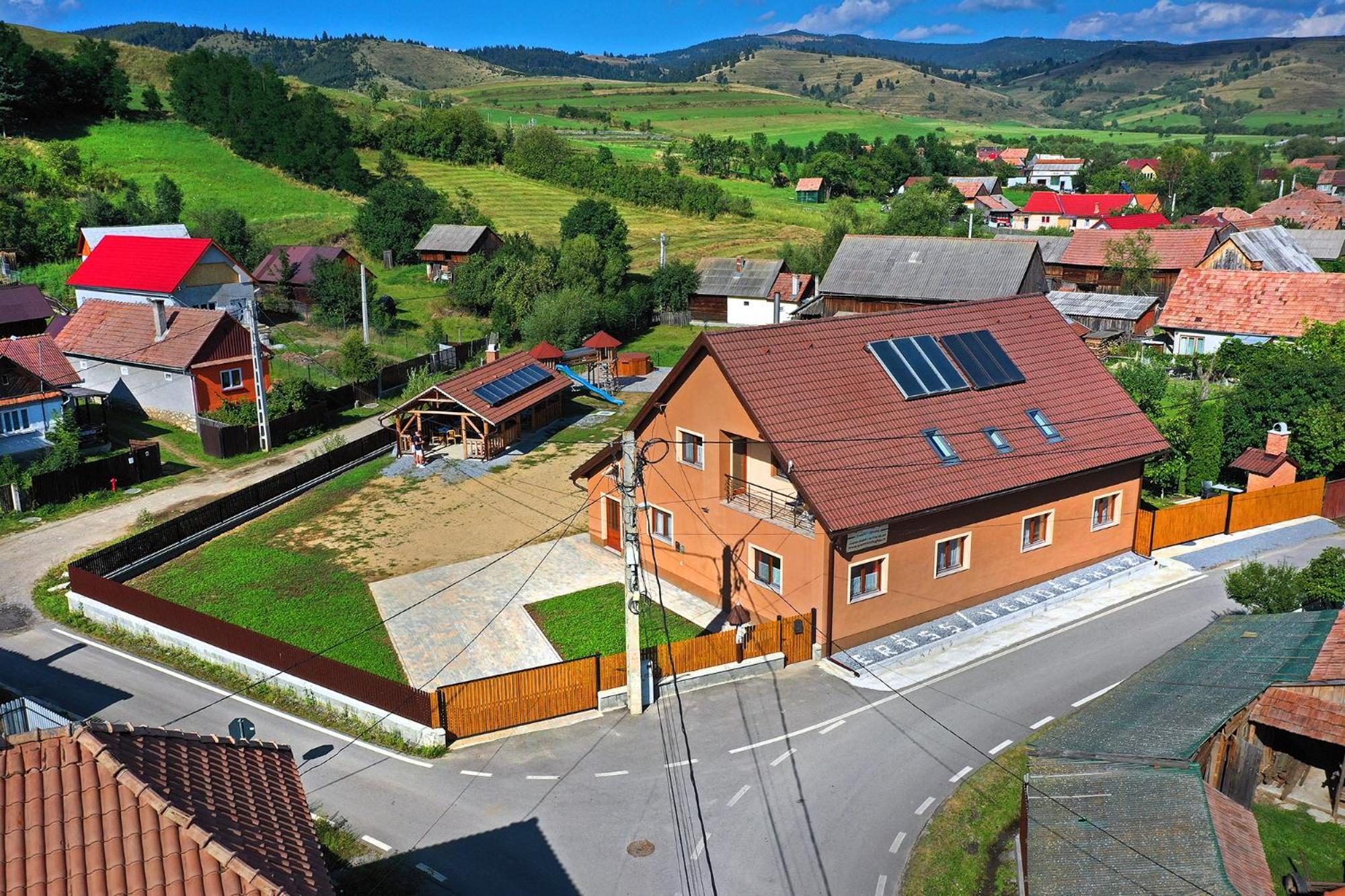 Eross Kulcsoshaz Villa Lazarea Luaran gambar